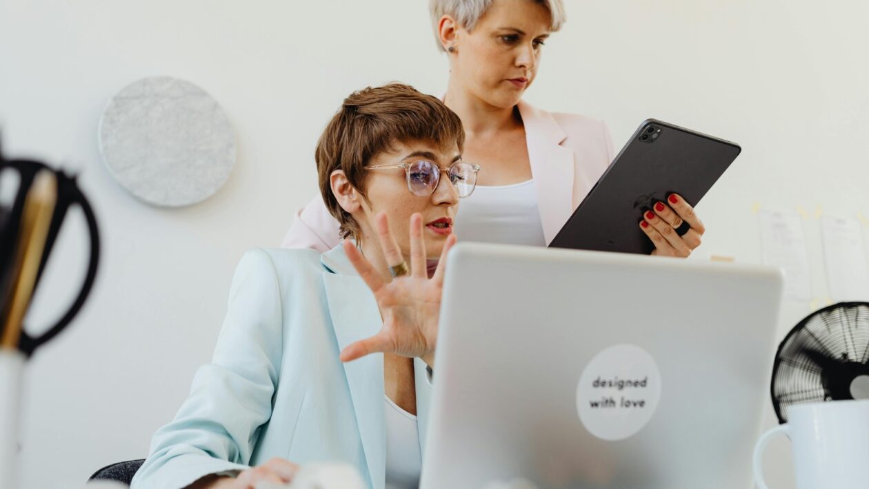 Kultúra otvorenosti: Budovanie kultúry otvorenej komunikácie v tíme